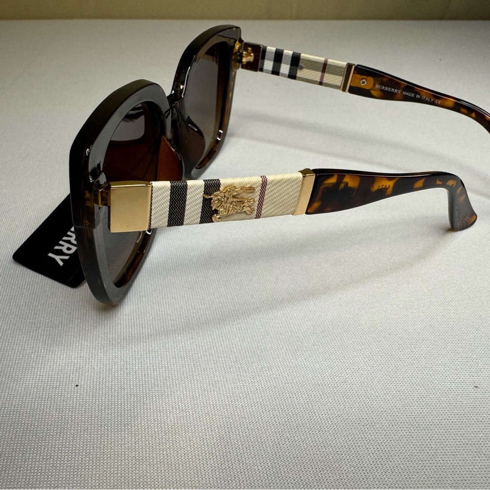 Burberry Brown Tortoise Sunglasses - Picture 9 of 12